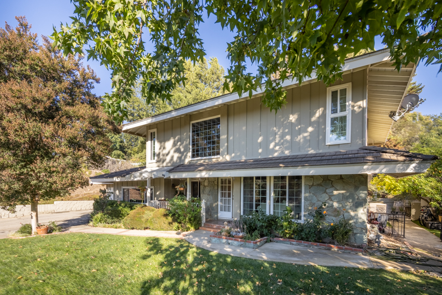 144 Calle Pecos LR-1